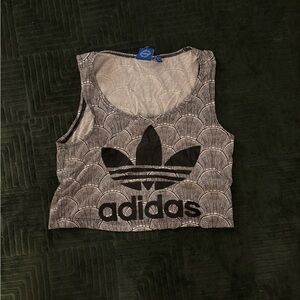 Cropped adidas tank